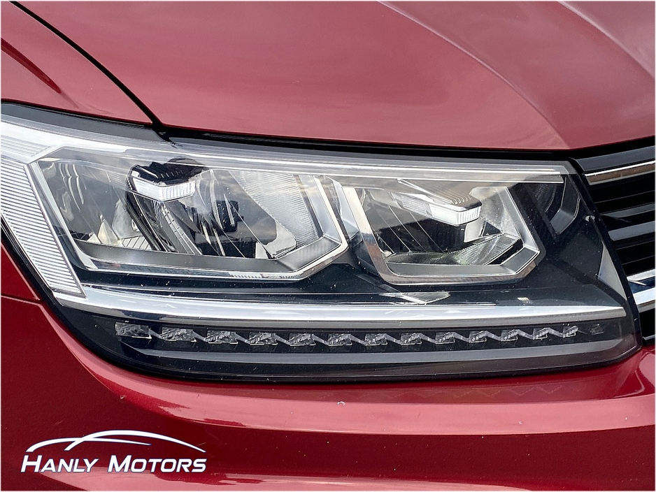 2017 Volkswagen Tiguan - image 26