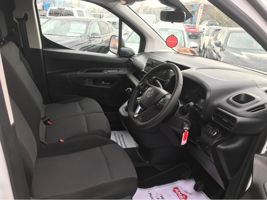 2020 Opel Combo L1H1-1.5 75PS 5 SP 5DR €11,750