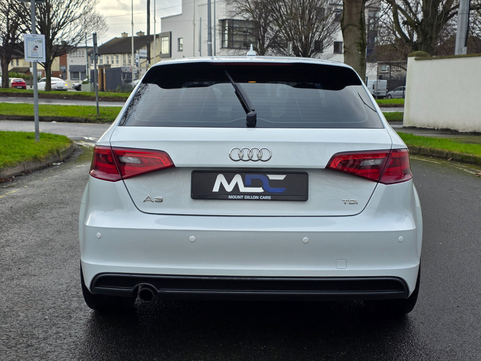 2015 Audi A3 1.6 TDI S LINE €9,995