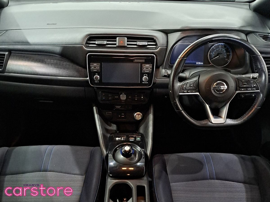 2018 Nissan Leaf - image 11