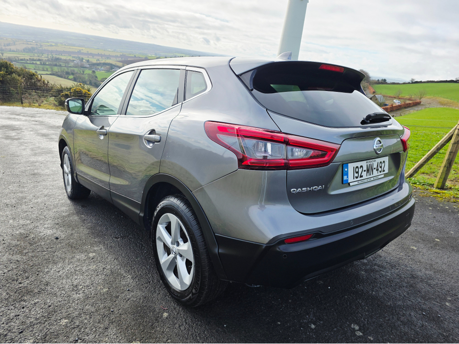 2019 Nissan Qashqai - image 8