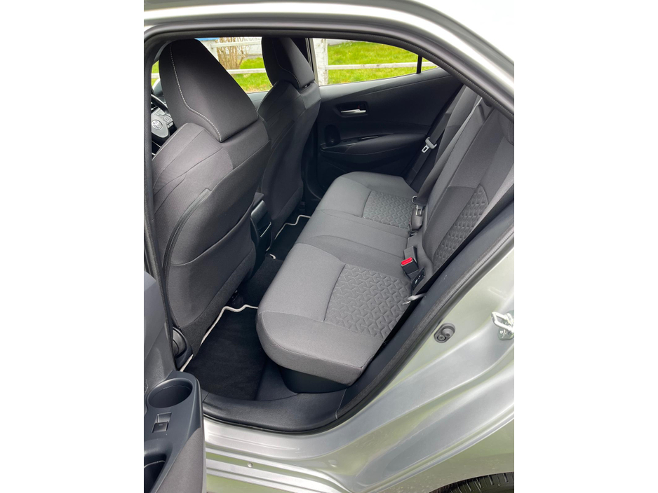 2023 Toyota Corolla - image 12