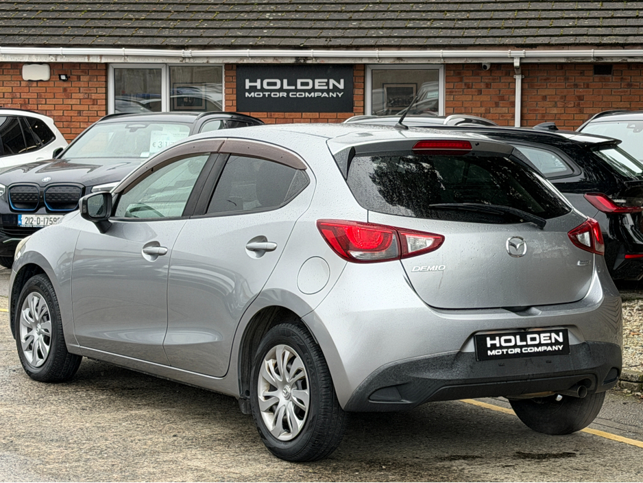 2016 Mazda Demio - image 11