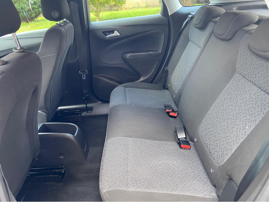 2022 Opel Crossland X - image 6