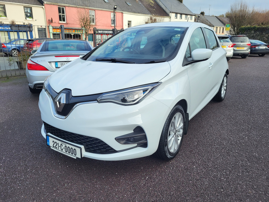 2022 Renault Zoe Iconic Rapid Charge 50Kwh R135, Long Range, Full Renault History €14,950