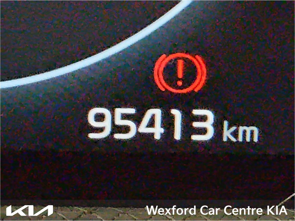 2023 Kia EV6 - image 13