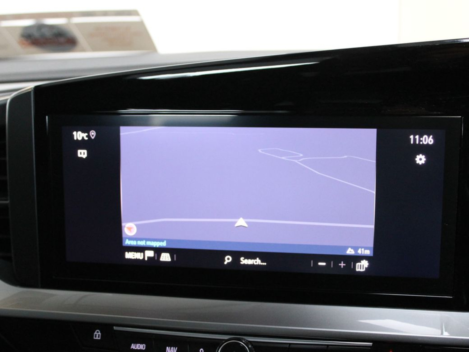 2022 Opel Mokka - image 19