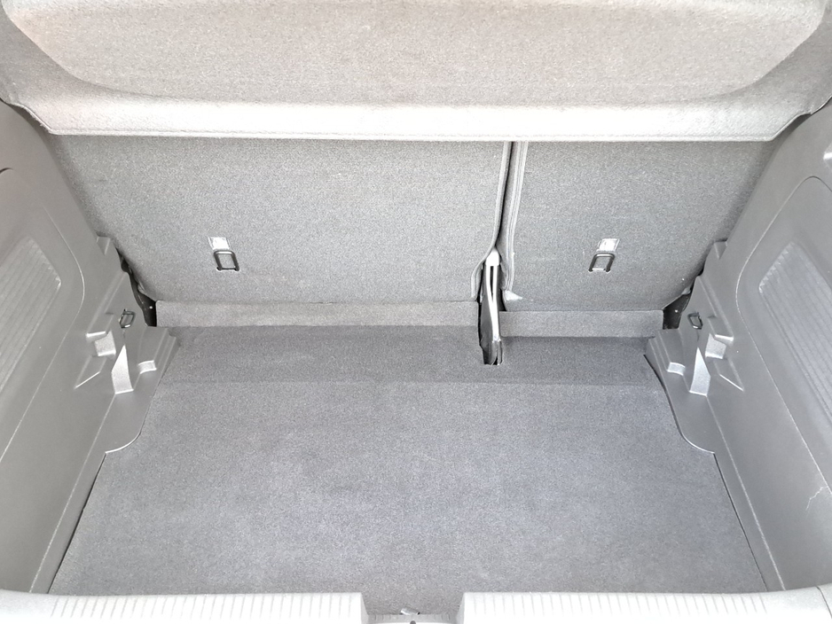 2024 Opel Crossland - image 18