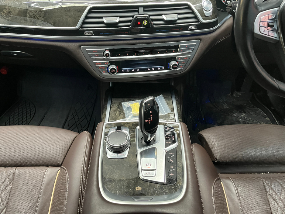 2017 BMW 7 Series €26950 2017 BMW 740E IPERFORMANCE M-SPORT 2.0 AUTOMATIC / CRUISE CONTROL / 360° CAMERA / ELECTRIC MEMORY HEATED & MASSAGING SEATS / PADDLE SHIFTERS / PANORAMIC SUNROOF / AMBIENT LIGHTS €26,950