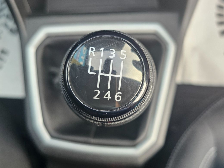 2023 Dacia Jogger - image 14