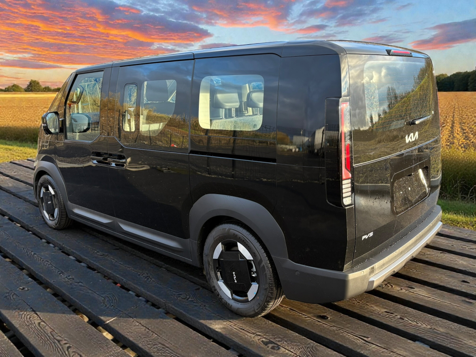 2026 Kia PV5 PASSENGER K4 2026 €46,000