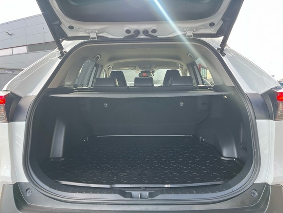 2023 Toyota Rav4 - image 10