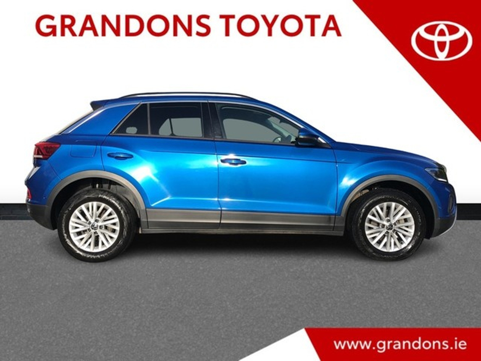 2023 Volkswagen T-Roc LIFE 1.0 TSI MANUAL - GRANDONS €25,995
