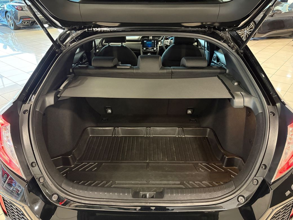 2018 Honda Civic 1.0 VTEC MANUAL=LOW MILES//HUGE SPEC=FULL SERVICE HISTORY=181 Dublin REG=ONLY €200 ANNUAL ROAD TAX//TAILORED FINANCE PACKAGES AVAILABLE=TRADE INS WELC €17,995