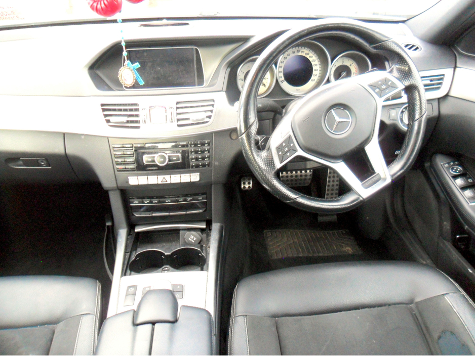 2014 Mercedes-Benz E Class - image 10