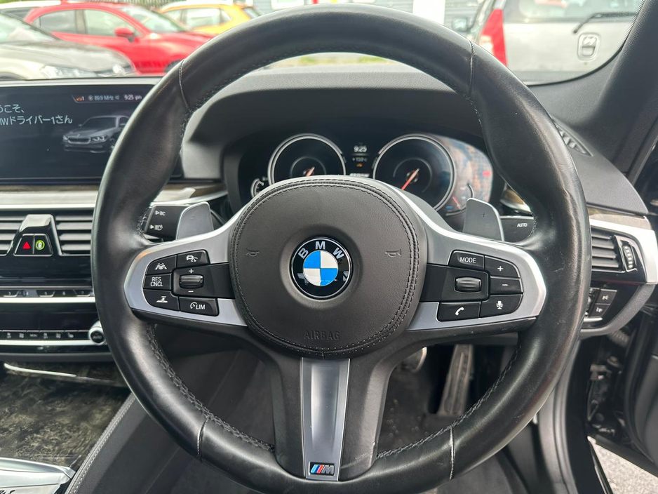 2017 BMW 5 Series - image 17