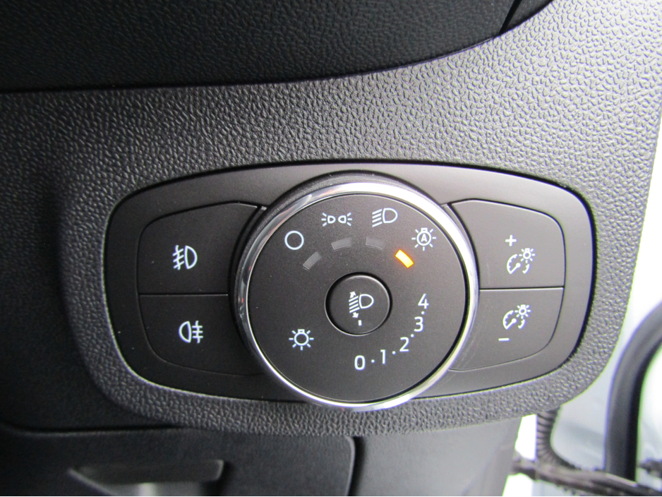 2024 Ford Fiesta - image 15