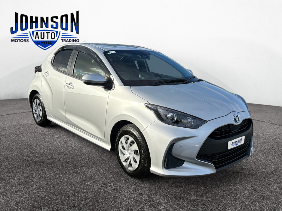 2020 Toyota Yaris - image 9