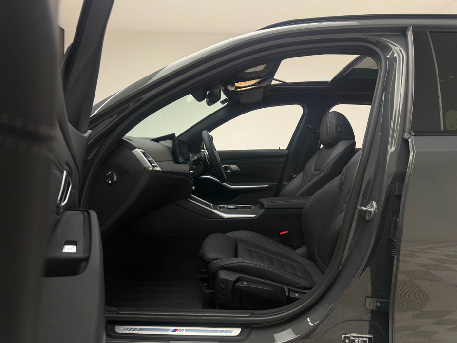 2025 BMW 3 Series 330E M SPORT €57,990