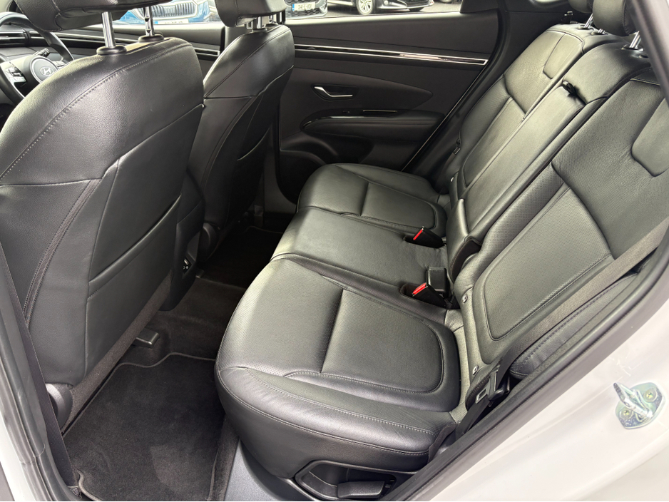 2022 Hyundai Tucson - image 13