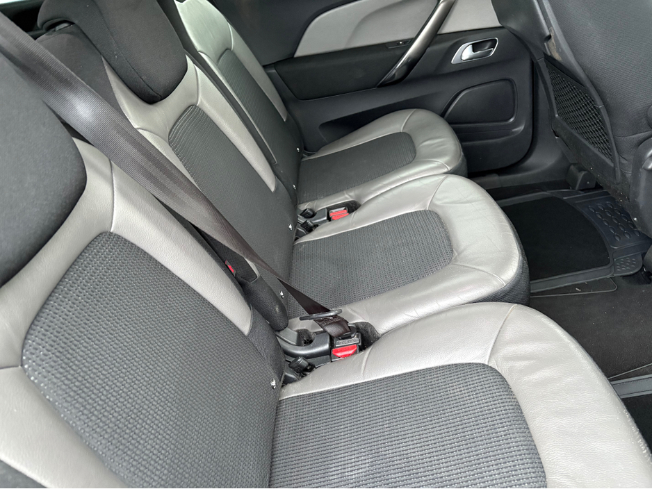 2019 Citroen Grand C4 Picasso - image 7