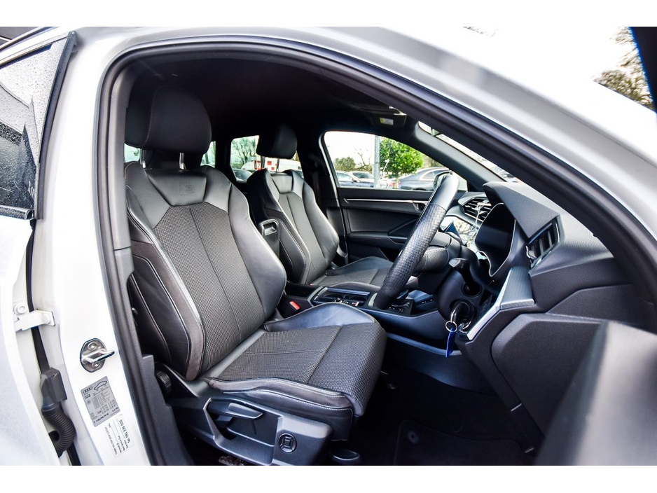 2023 Audi Q3 35 TDI 150HP S Tronic S line €43,850