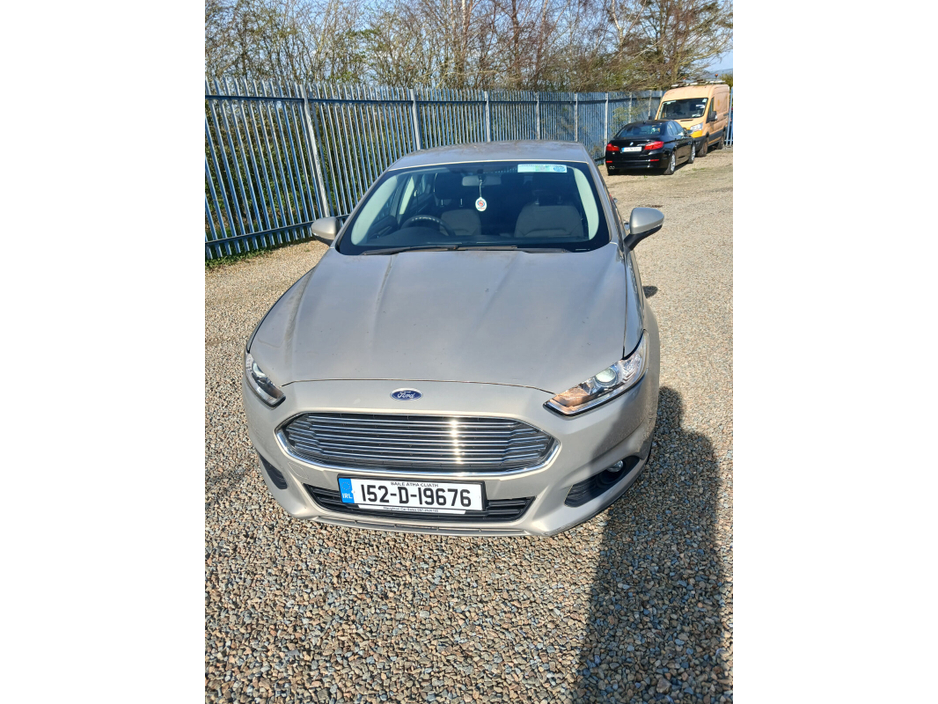 2015 Ford Mondeo - image 3