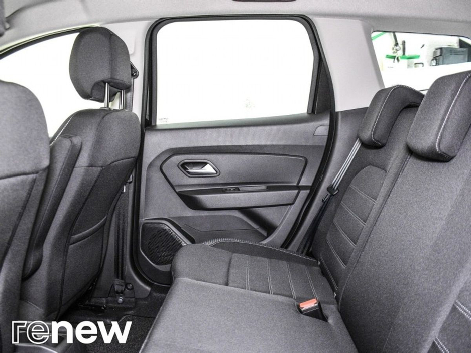 2019 Dacia Duster - image 11