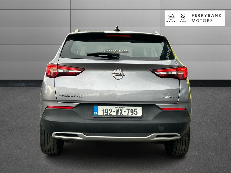 2019 Opel Grandland X - image 13