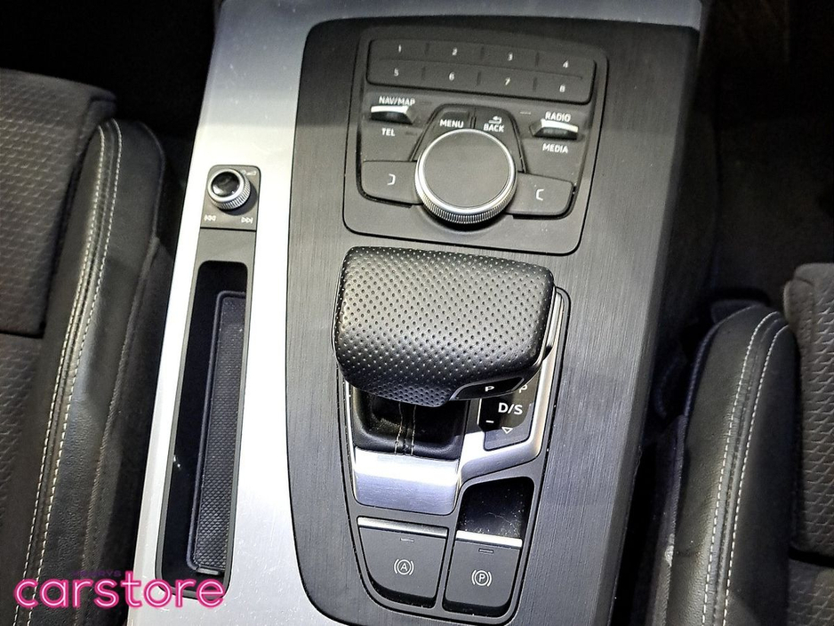 2020 Audi Q5 - image 16