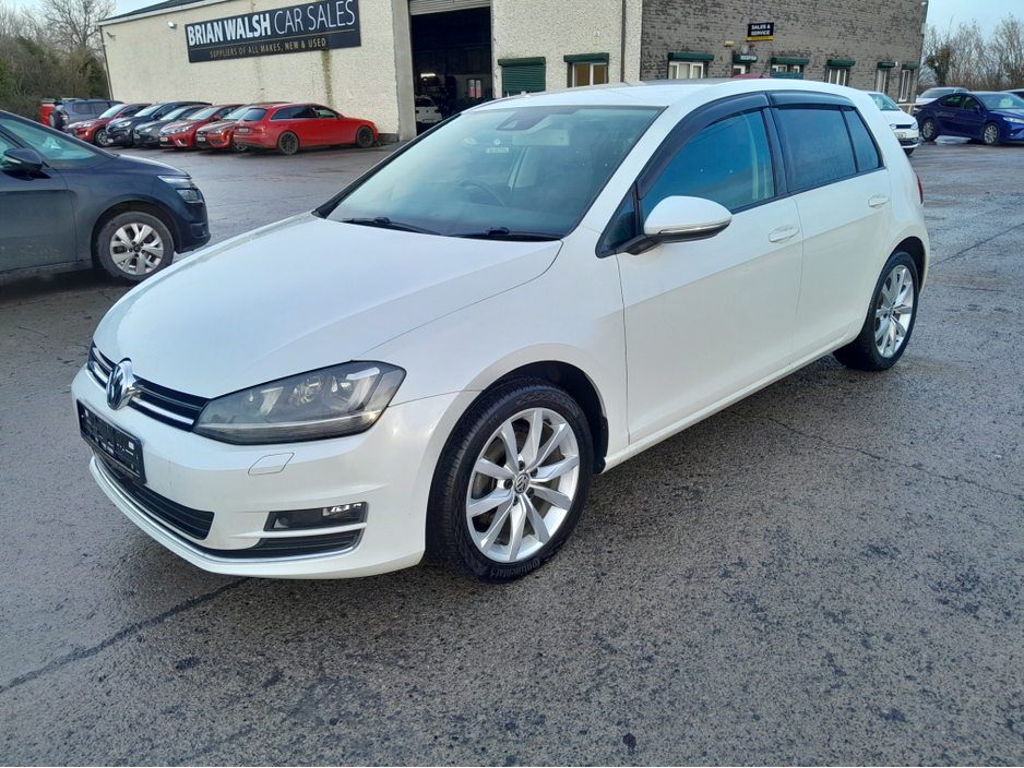 2015 Volkswagen Golf 1.4 Highline €13,950