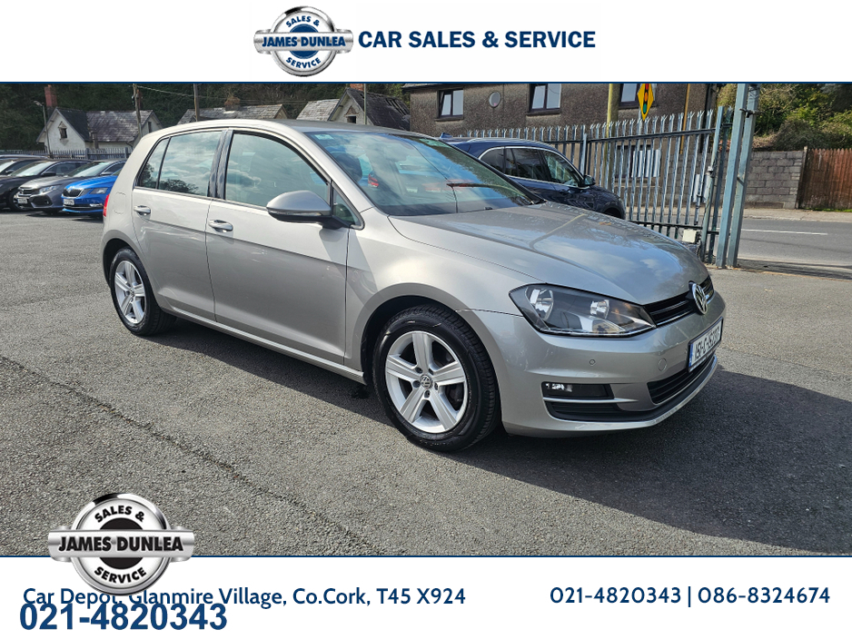 2015 Volkswagen Golf - image 2