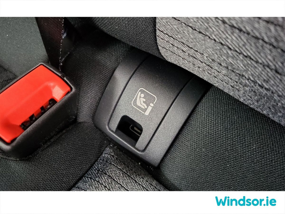 2025 Nissan X-Trail - image 17