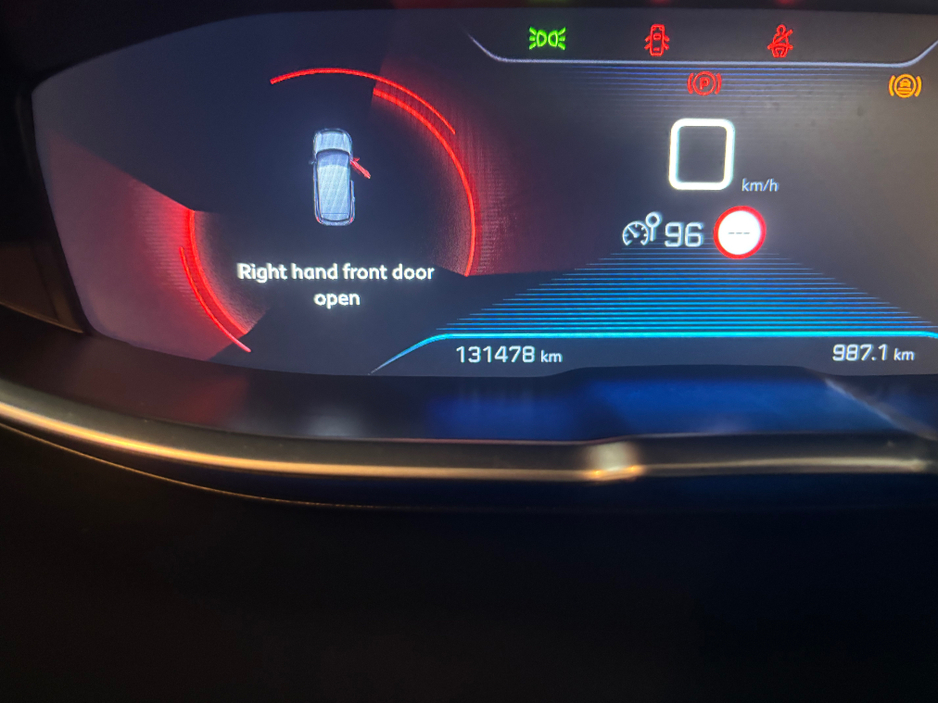 2019 Peugeot 3008 - image 7