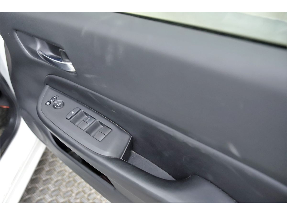 2021 Honda Fit - image 24