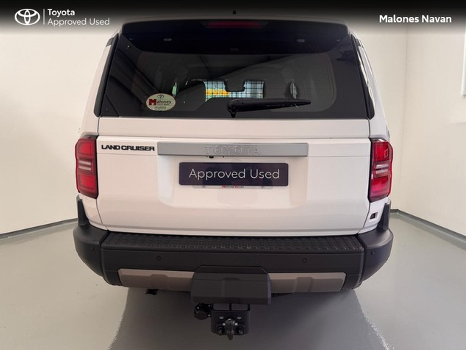 2026 Toyota Landcruiser - image 4