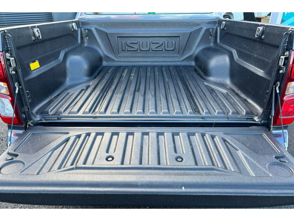 2024 Isuzu D-MAX DL20 DCB €37,876