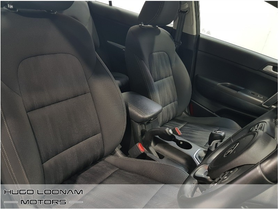 2017 Kia Sportage - image 18