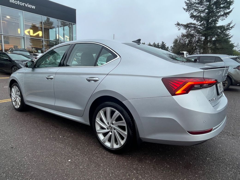 2024 Skoda Octavia immaculate Condition, only one careful previous owner 150bhp ! 2.0tdi 3 years manufacture warranty, heated seats, Reversing Camera, Bluetooth, Cruise €33,900