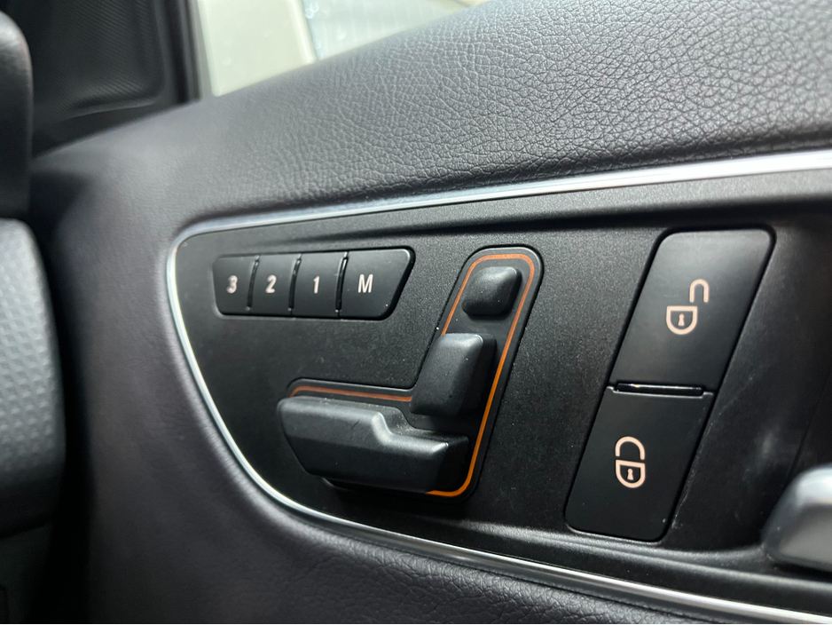 2015 Mercedes-Benz A Class - image 10