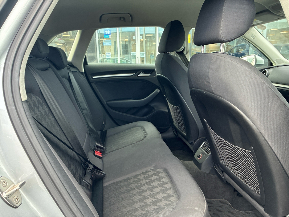 2013 Audi A3 - image 10