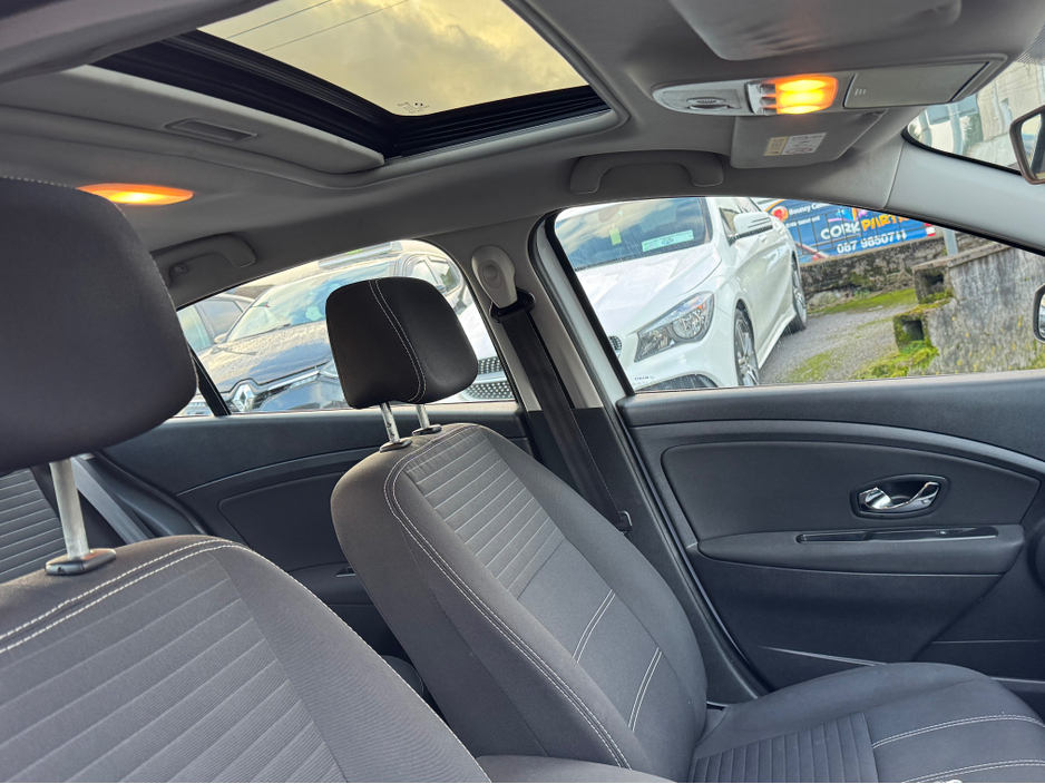 2016 Renault Fluence LIMITED EDITION 1.5 DCI 95 201 4DR €6,900