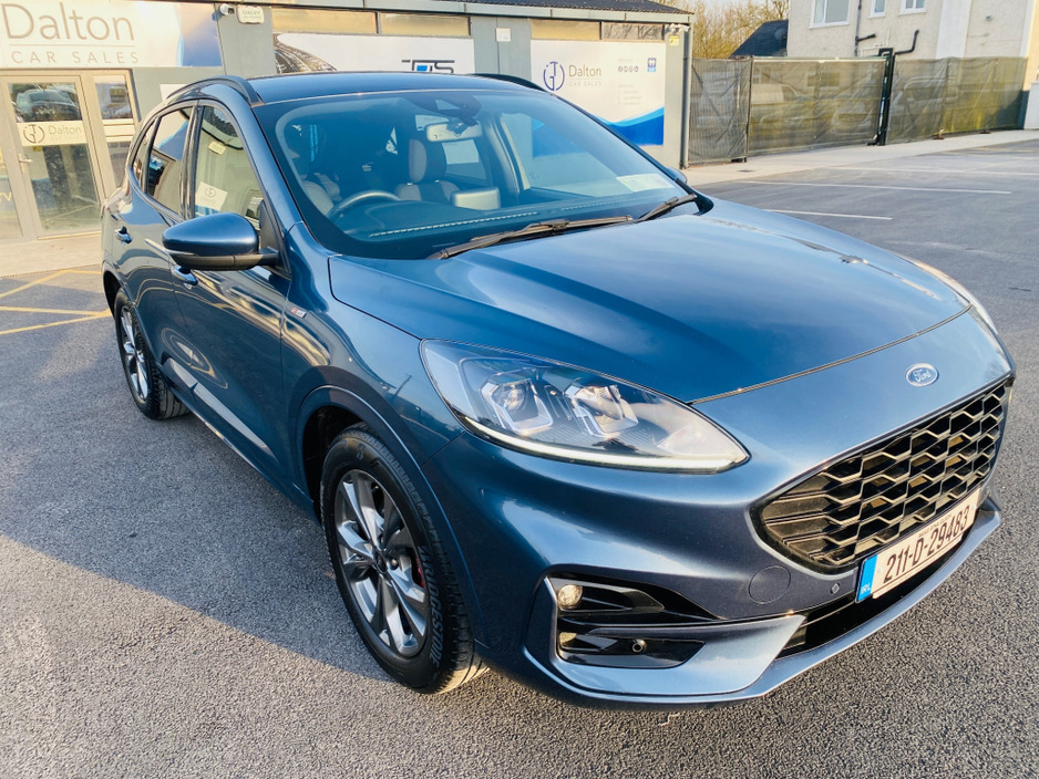 2021 Ford Kuga - image 3