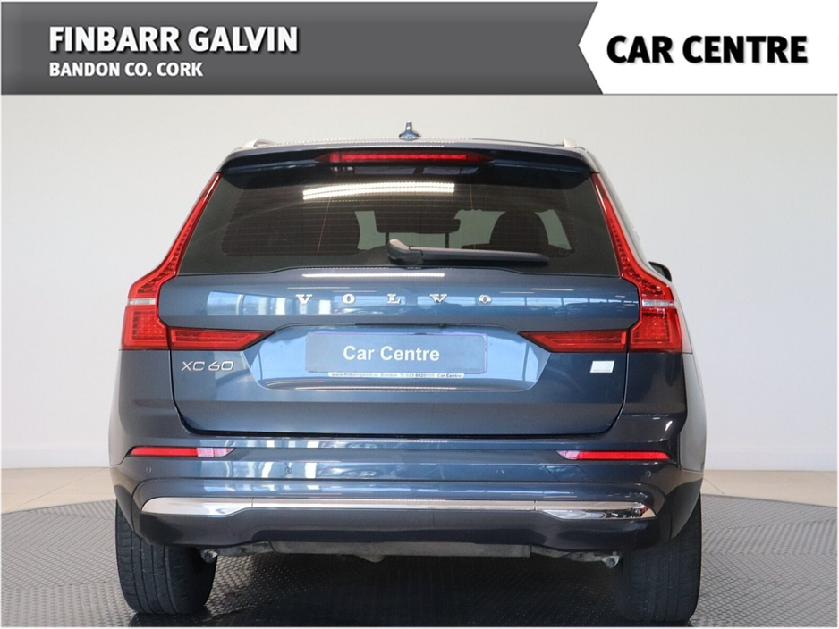 2023 Volvo XC60 - image 13