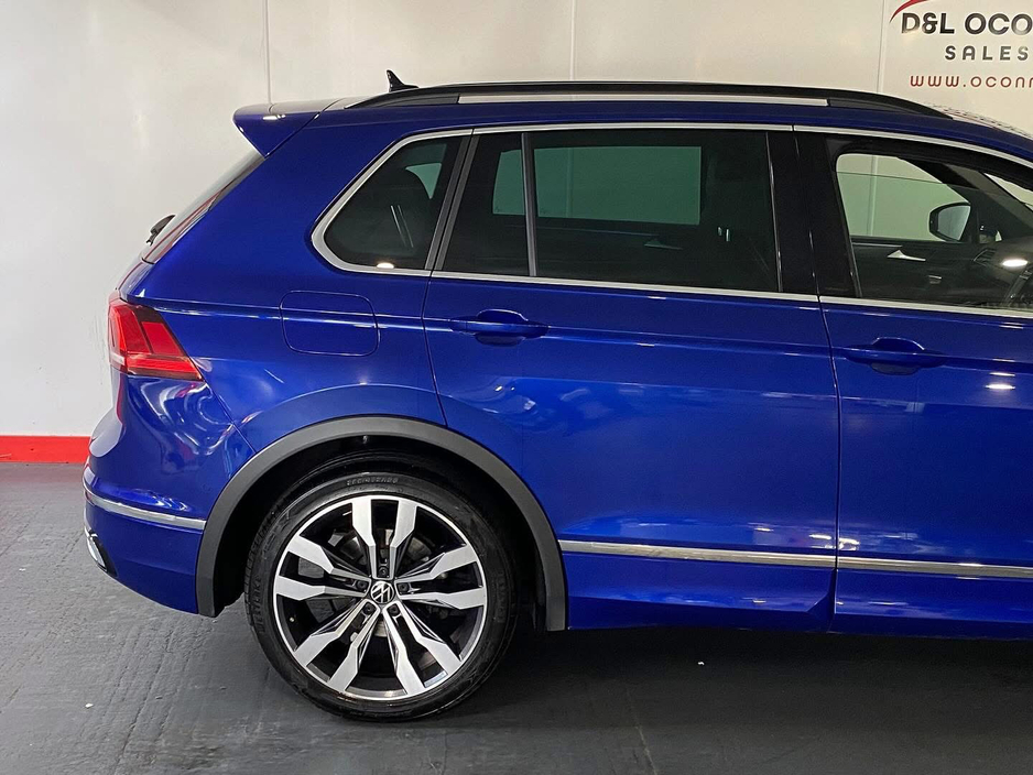 2023 Volkswagen Tiguan - image 16
