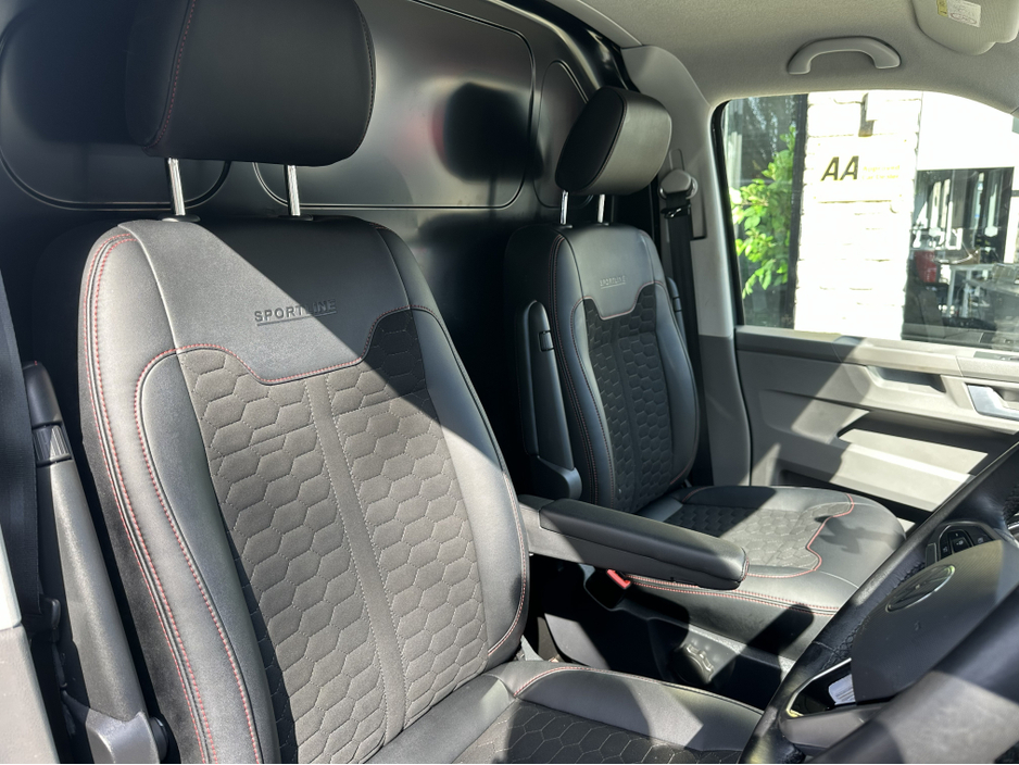 2024 Volkswagen Transporter - image 17