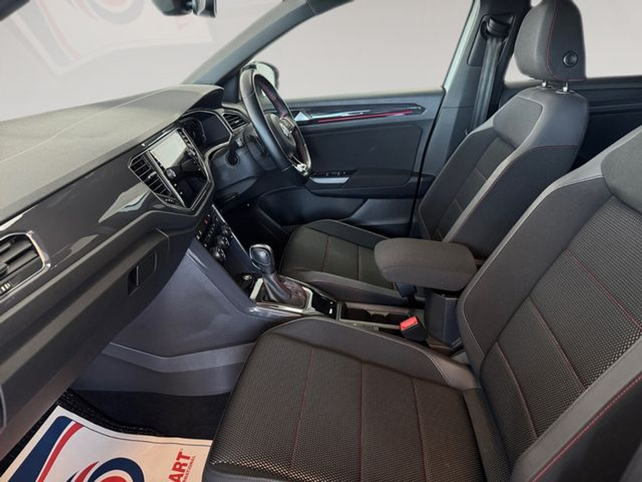 2020 Volkswagen T-Roc - image 17