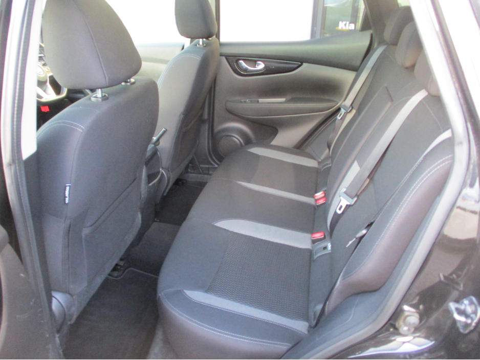 2018 Nissan Qashqai - image 12