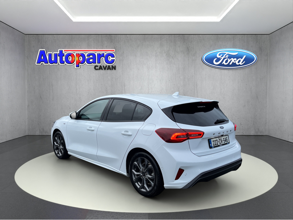 2022 Ford Focus ST-LINE STYLE *Manufacturers Warranty until 30/09/2029 or 100,000 KMS * €23,950