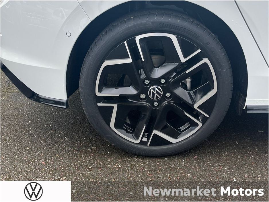 2026 Volkswagen Golf - image 9